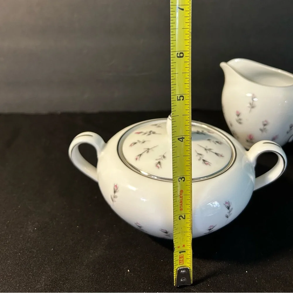 VTG Harmony House discontinued Rosebud sugar/creamer